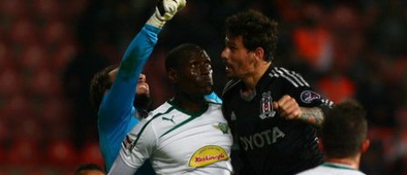 Besiktas isi pastreaza locul doi